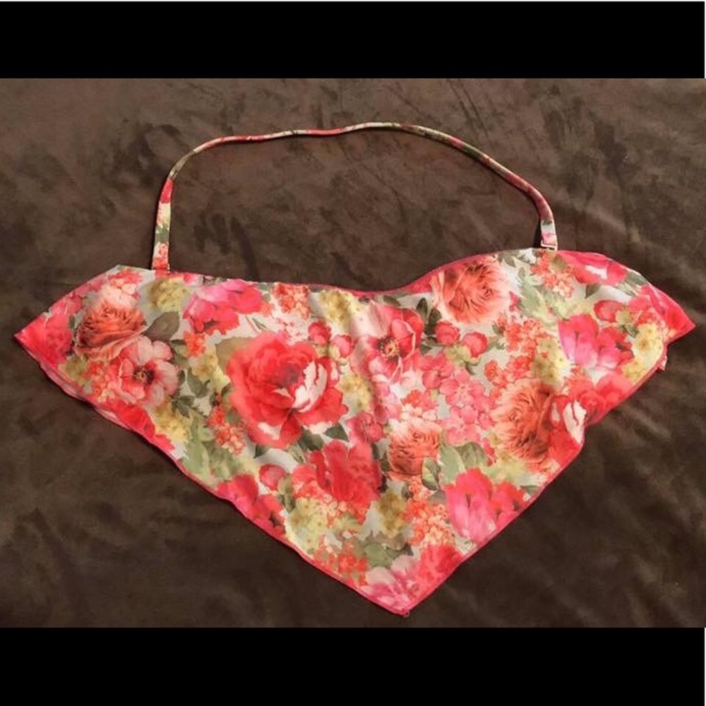 *SOLD* Gianni Bini Swim Top